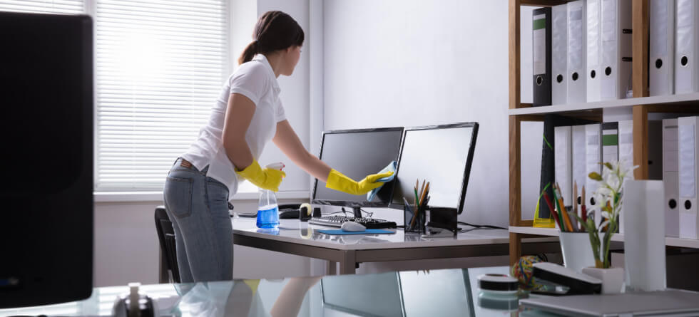 How to Start Cleaning an Office