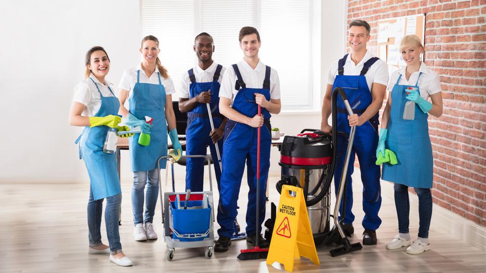 How to Start Cleaning an Office